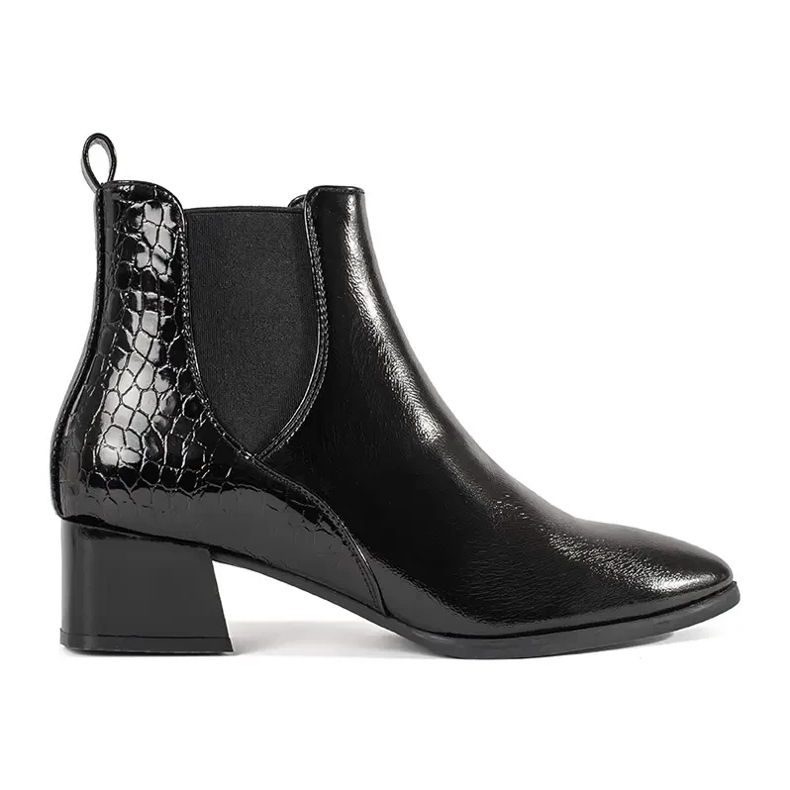 Bottes de Jodhpur aux femmes noires avec un orteil d'amande le noir