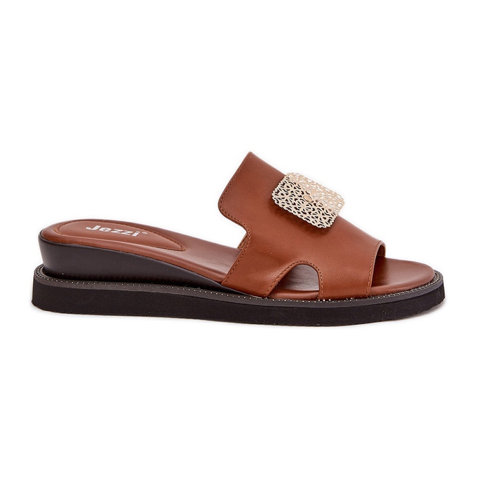 Jezzi Les tongs pour femmes sur un coin en cuir anchoïque avec décoration marron brun Jezzi Les tongs pour femmes sur un coin en cuir anchoïque avec décoration marron brun