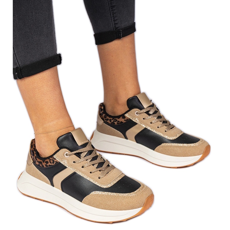 Baskets noires avec des paillettes avec un motif animal le noir