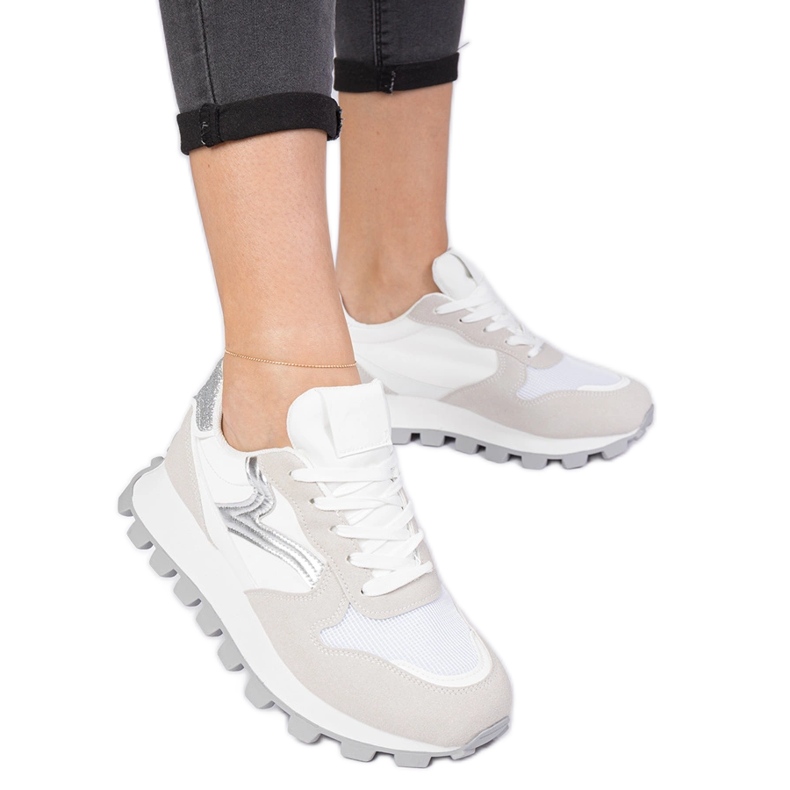 Baskets de sport blanches pour femmes