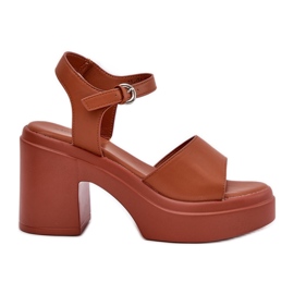 Sandales féminines sur une plate-forme en cuir Eco Massive Post et Camel brun
