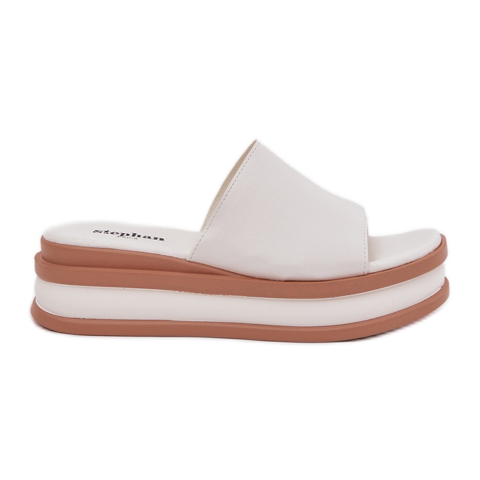 Slippers féminines classiques sur la plate-forme et coins blancs blanche Slippers féminines classiques sur la plate-forme et coins blancs blanche