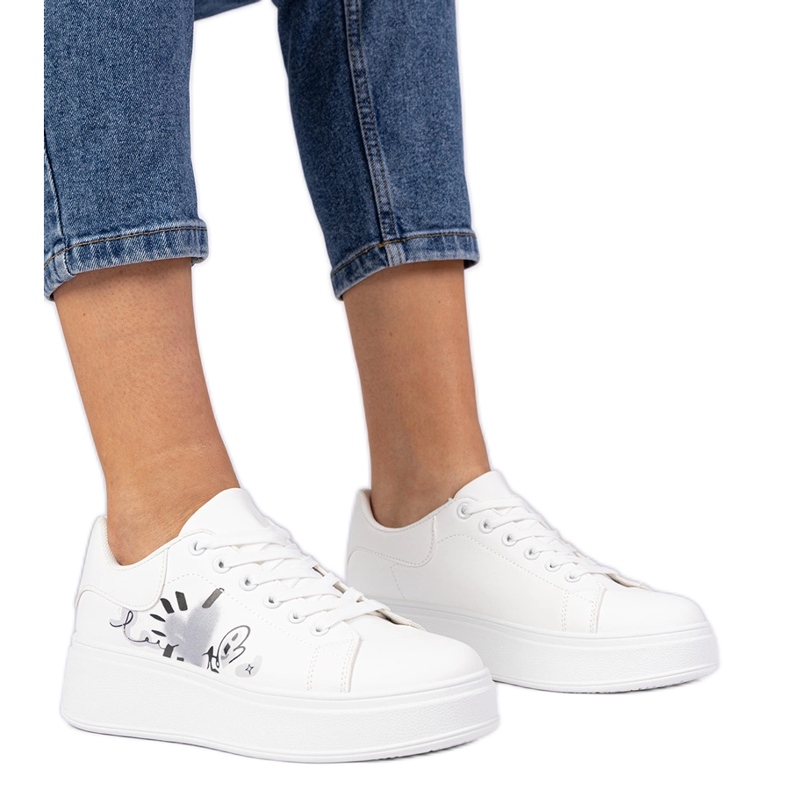 Baskets blanches baskets sportives féminines avec imprimé