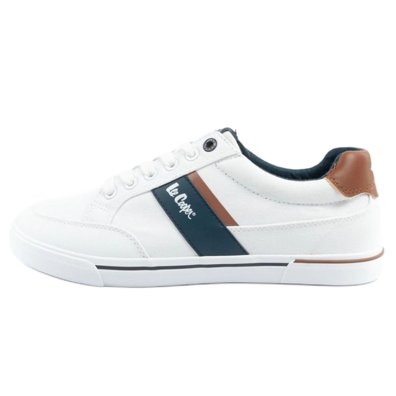 Lee Cooper LCW-25-02-3244M Chaussures des baskets pour hommes blancs blanche Lee Cooper LCW-25-02-3244M Chaussures des baskets pour hommes blancs blanche