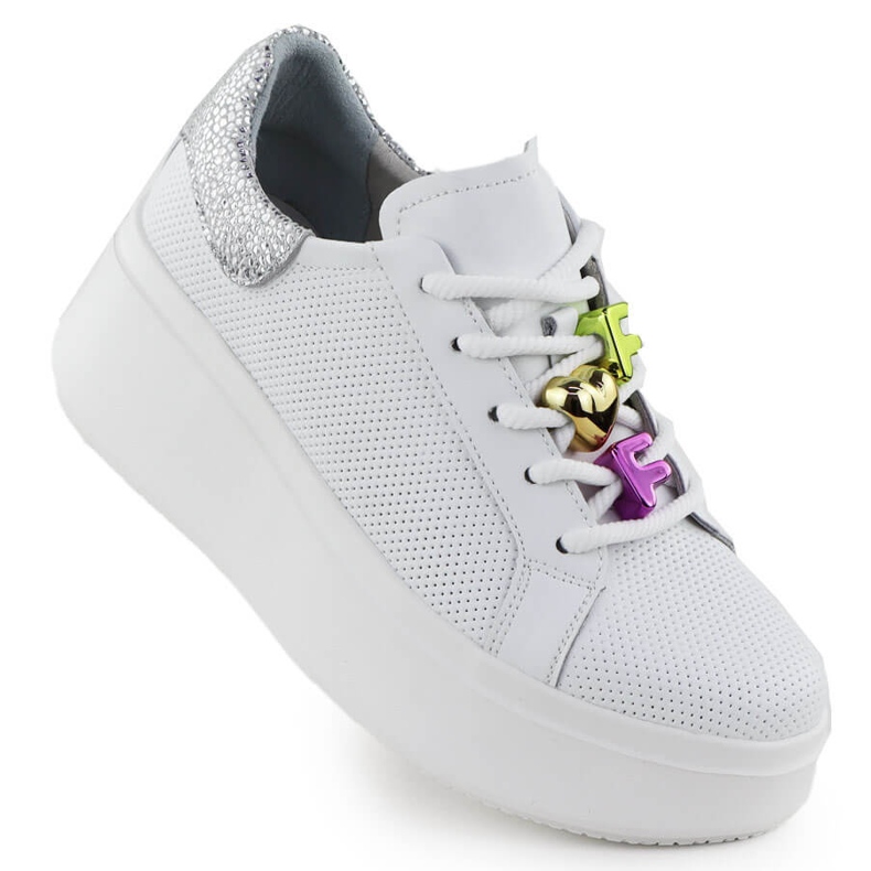 Chaussures en cuir sur une semelle perforée épaisse Filippo blanc DP6793 blanche