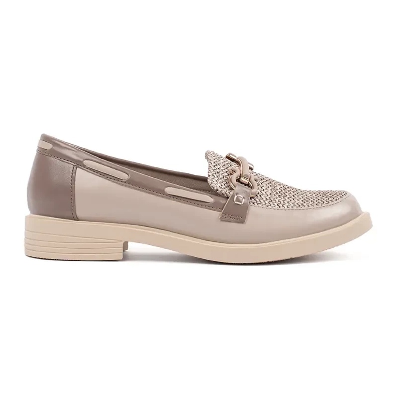 Goodin Mocassins beige avec un insert en cuir décoré d'une chaîne