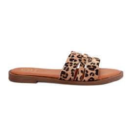 Les tongs pour femmes à tobe brun