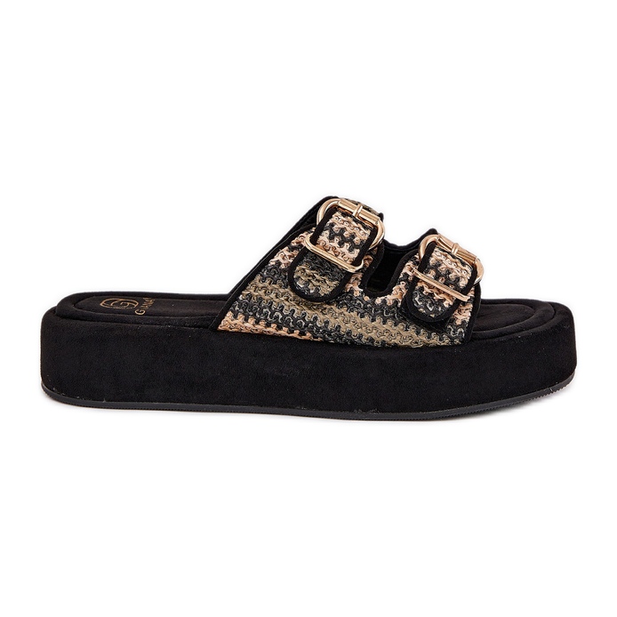 Les tongs pour femmes sur la plate-forme avec des boucles et une tresse noire le noir