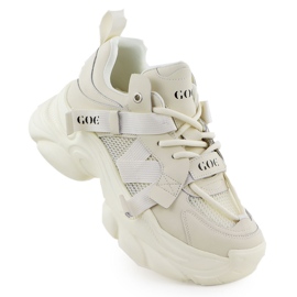 Baskets en cuir sur une semelle épaisse de beige féminine Goe RR2N4051