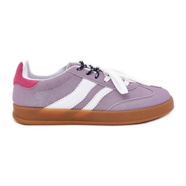 Baskets féminines basses avec un laçage double violet