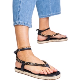 Sandales noires décorées d'une chaîne
