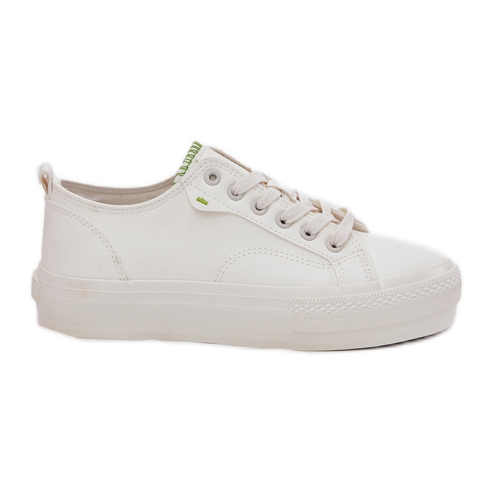 Baskets féminines sur la plate-forme avec éco en cuir Big Star RR274A295 blanc blanche