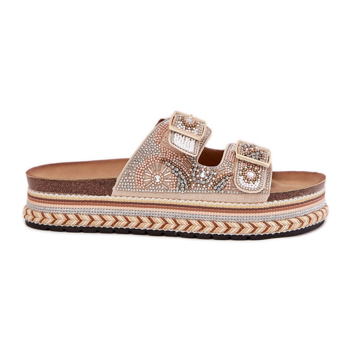 Pantoufles avec décoration et boucles sur la plate-forme en or d'or Pantoufles avec décoration et boucles sur la plate-forme en or d'or