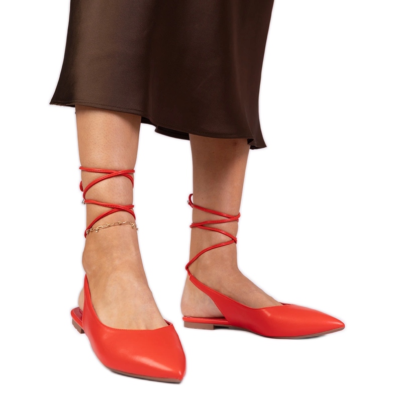 Talons plats rouges en écos