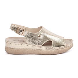 Goodin Sandales plates dorées avec une boucle