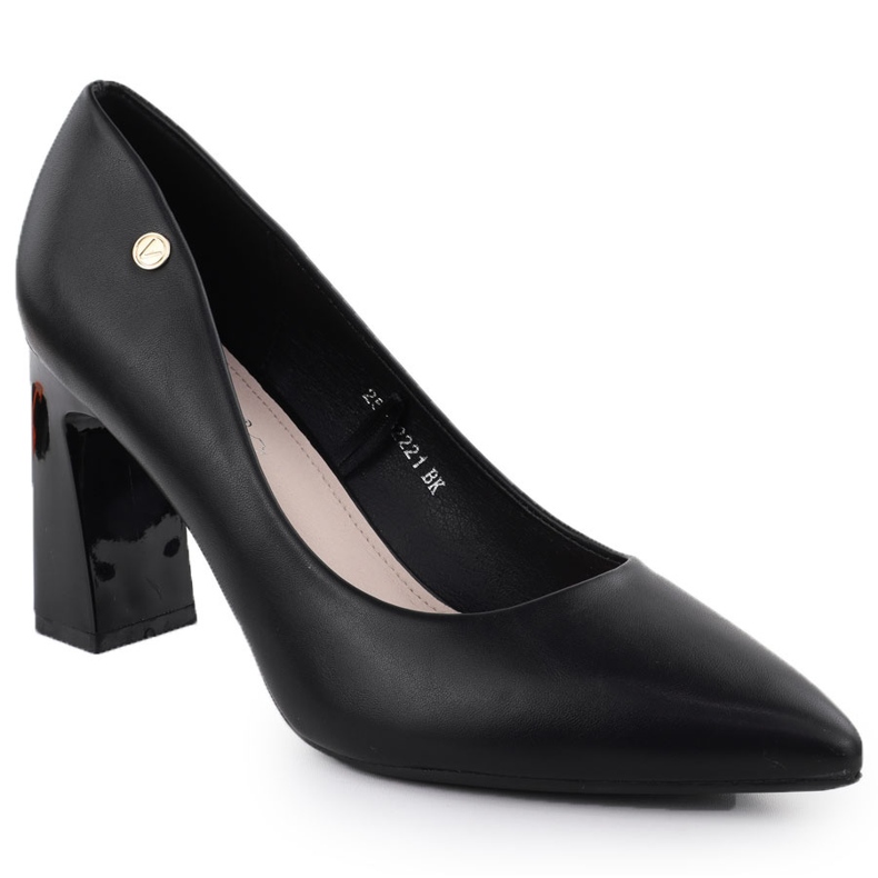 Pompes pour femmes sur le post décoratif Black Vinceza 62221 le noir