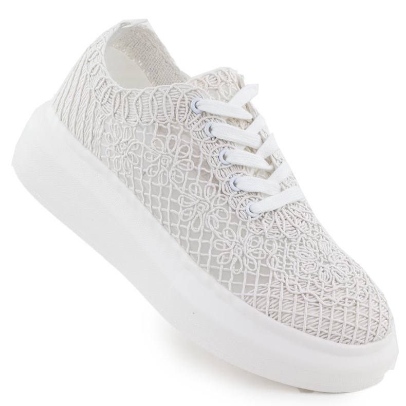 Chaussures féminines sur la plateforme blanche Vinceza 17371