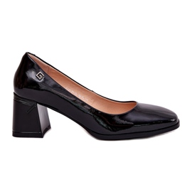 Pumps pour femmes laquées en cuir sur le poteau noir Vinceza 91130