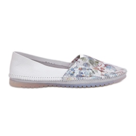 Ballerines en cuir avec un motif Maciejka T1930-38 blanc blanche