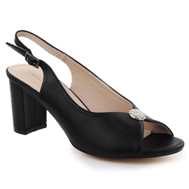 Sandales féminines sur le post Black Jezzi 6985 noir