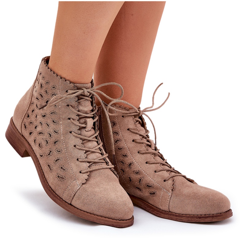 S.Barski Bottes basses avec un modèle ouvert S. Barski Hy51-185 Beige
