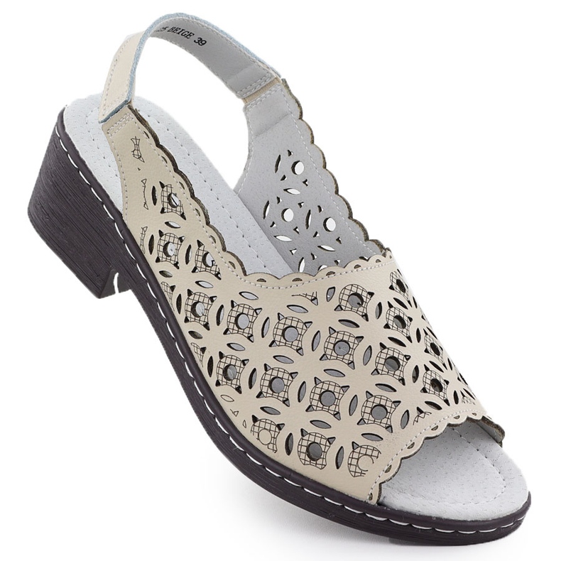 Sandales en cuir féminines ouvertes sur le pad beige T.Sokolski L25-25