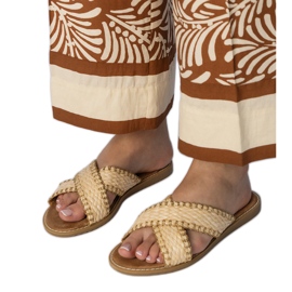 Slippers des femmes beige pour femmes