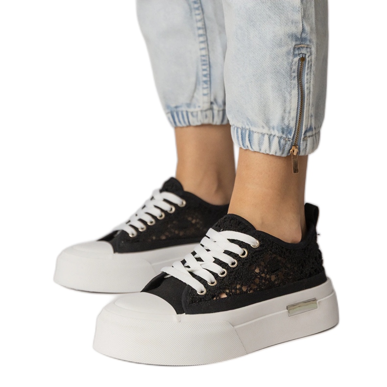 Sneakers noirs baskets pour femmes le noir