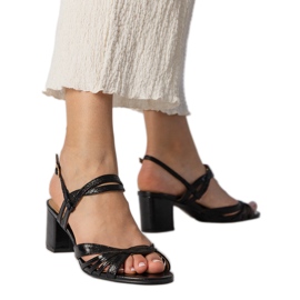 Sandales à talons hauts pour femmes noires le noir