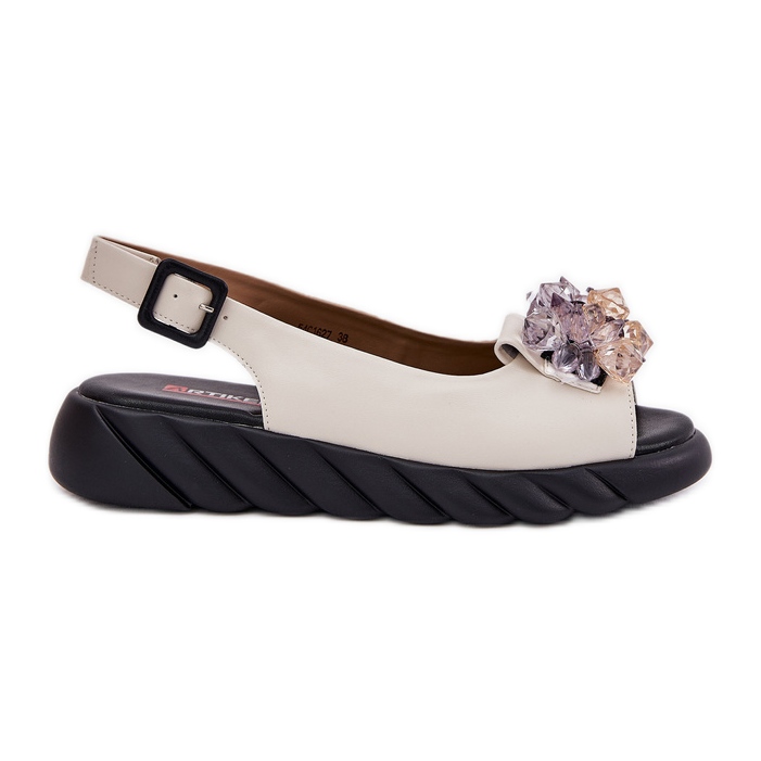 Sandales en cuir pour femmes avec artiker 54C1627 cristaux beige Sandales en cuir pour femmes avec artiker 54C1627 cristaux beige