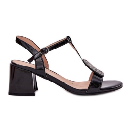 Vinceza Sandales féminines laquées en cuir sur le poteau avec la décoration de Vincez 91134 Black noir