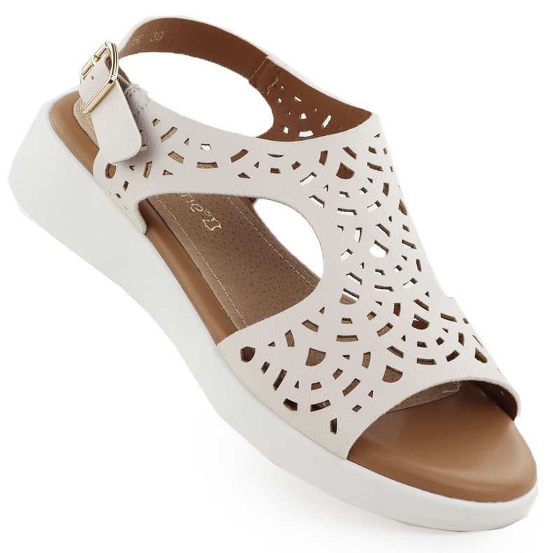 Sandales féminines sur des quartiers Creamy Sergio Leone SK-850 beige