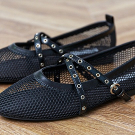 Ballerines en mailles noires avec boucle décorative