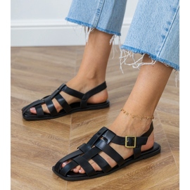 Gladiateur de sandales noires construite