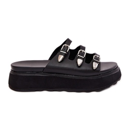 Les tongs pour femmes sur la plate-forme avec des rayures noires le noir Les tongs pour femmes sur la plate-forme avec des rayures noires le noir
