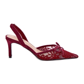 Talons en dentelle avec un talon bordeux ouvert rouge