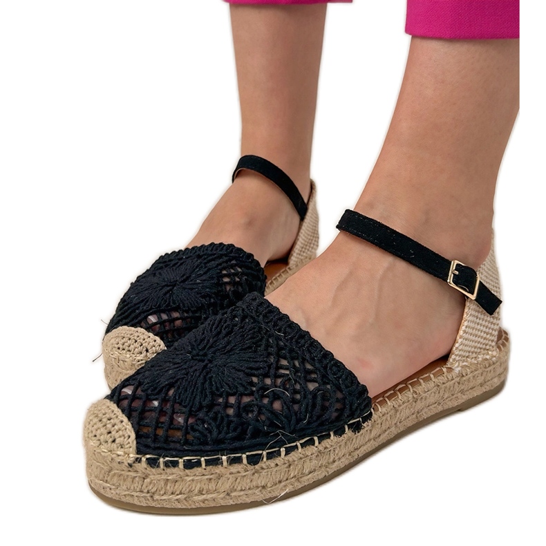 Sandales ouvertes en espadrilles noires le noir