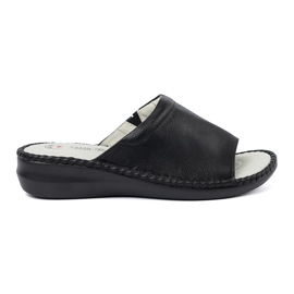 J. Star Slippers pour femmes noires avec un insert en cuir le noir