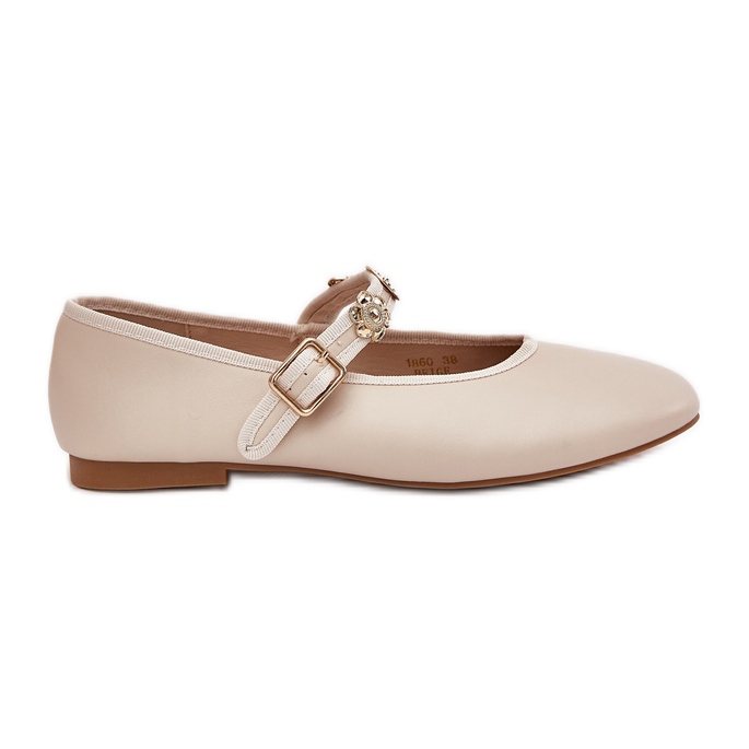 Ballerines féminines avec une ceinture et des épingles dorées beige
