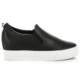 Slipons sur la cale le noir