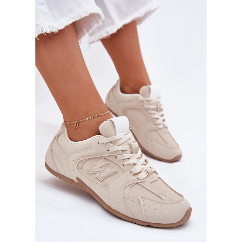 Chaussures de sport pour femmes avec Eco Suede Beige Chaussures de sport pour femmes avec Eco Suede Beige