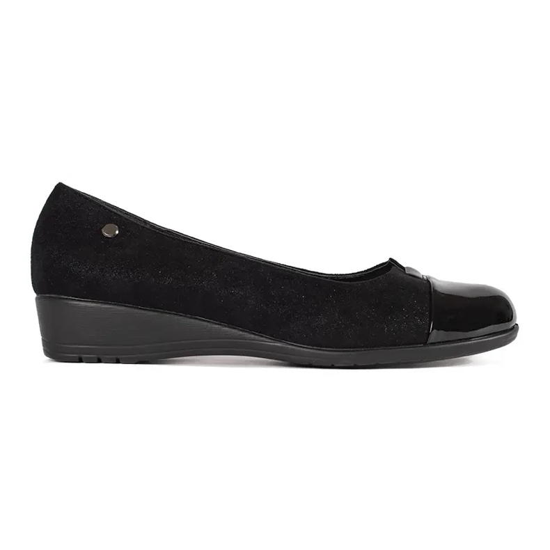 Goodin Chaussures noires avec un orteil verni le noir