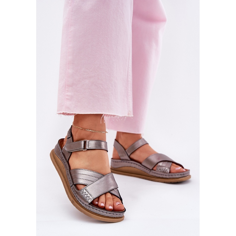 Sandales en cuir pour femmes sur la plate-forme de graphite Maciejka L7064-35 gris Sandales en cuir pour femmes sur la plate-forme de graphite Maciejka L7064-35 gris