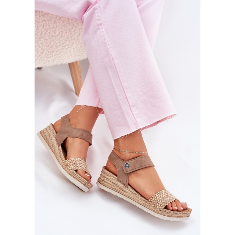 Sandales féminines sur le coin inblu RV000014 beige