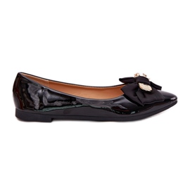 Ballerines peintes avec un arc et une broche dorée noire le noir