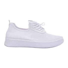 Chaussures de sport munées de matériaux sur la plate-forme blanche féminine Chaussures de sport munées de matériaux sur la plate-forme blanche féminine
