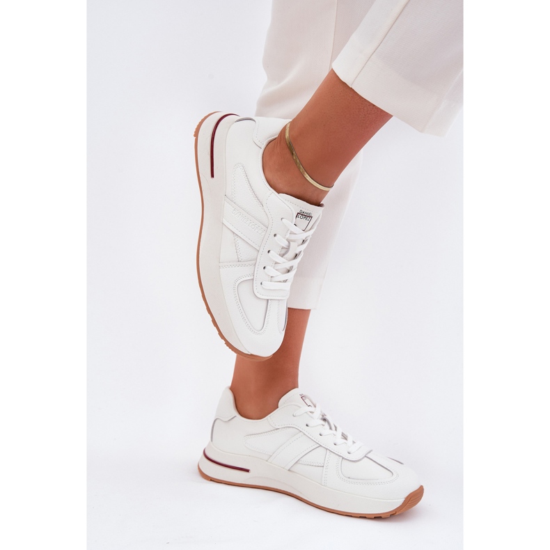 Sneakers de chaussures de sport en cuir féminin Big Star par Daniel Lopez SS2D4042 White blanche