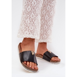 Boto Les tongs pour femmes sur une plate-forme en liège avec un détail décoratif noire vessira