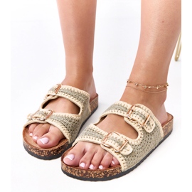 Les tongs du crochet vert sur la semelle Lavreta Cork