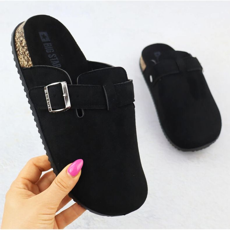 Slippers pour femmes construites - en daim noir Big Big Star SS274736 le noir Slippers pour femmes construites - en daim noir Big Big Star SS274736 le noir